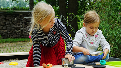 Buitenspelen in de winter met EXIT Toys