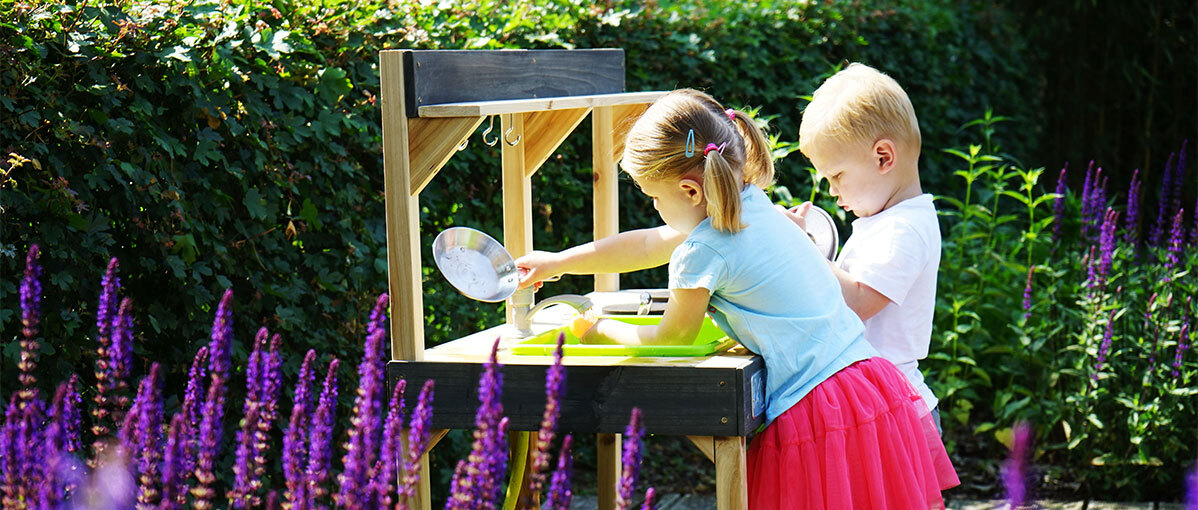 Koken met de natuur in je eigen speelkeuken voor buiten