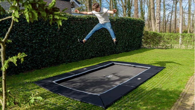 EXIT trampoline beschermen tegen sterke wind