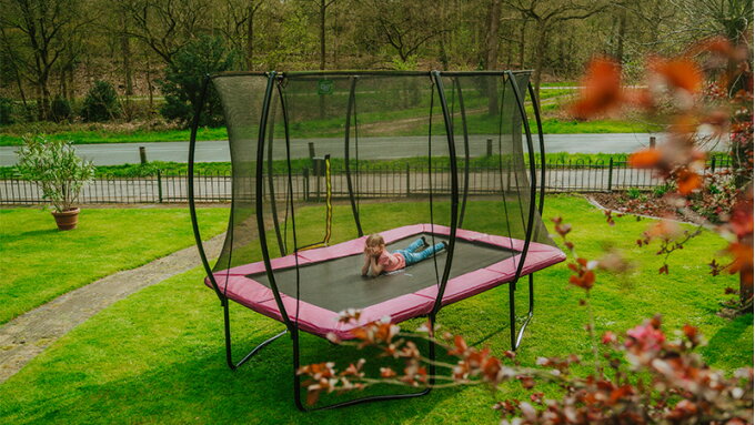 Welke trampoline kan ik het beste kopen?