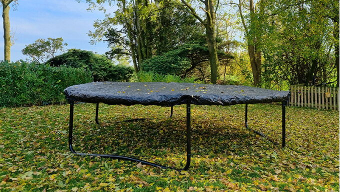 Mijn trampoline in de herfst en winter